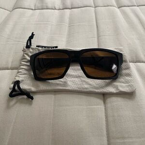 SMITH Barra Sunglasses (Medium-Large)